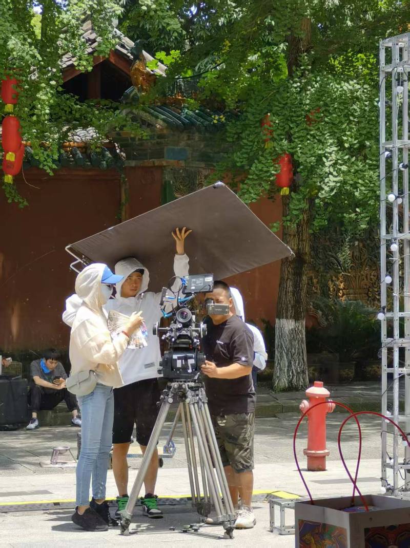 龙城区TVC拍摄公司：资深团队坐镇，打造现象级广告作品的幕后推手